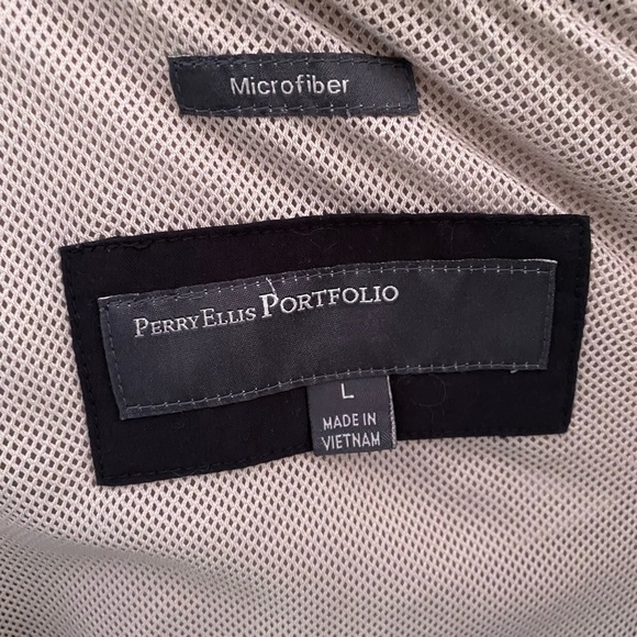 Perry Ellis Jacket - Picture 2 of 3